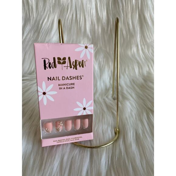 Red Aspen Nail Dashes- Pink Floral Cami - Picture 1 of 3